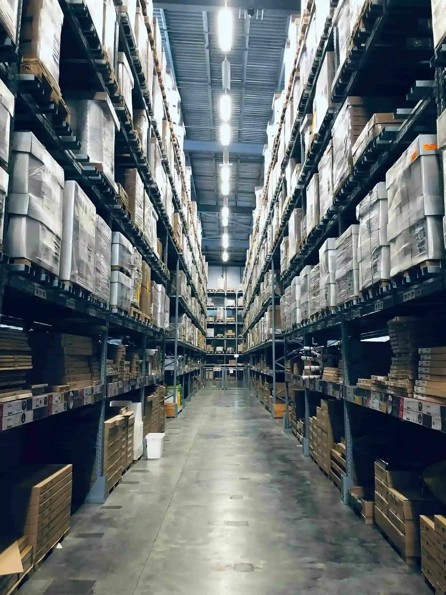 The Operation and Advantages of Automated High-Rise Warehouses in Japan